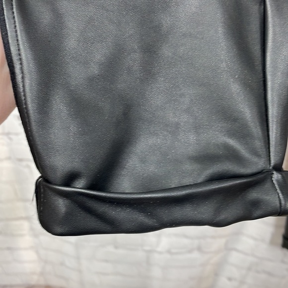 David Lerner cuffed black faux leather jogger pants medium - Picture 3 of 8